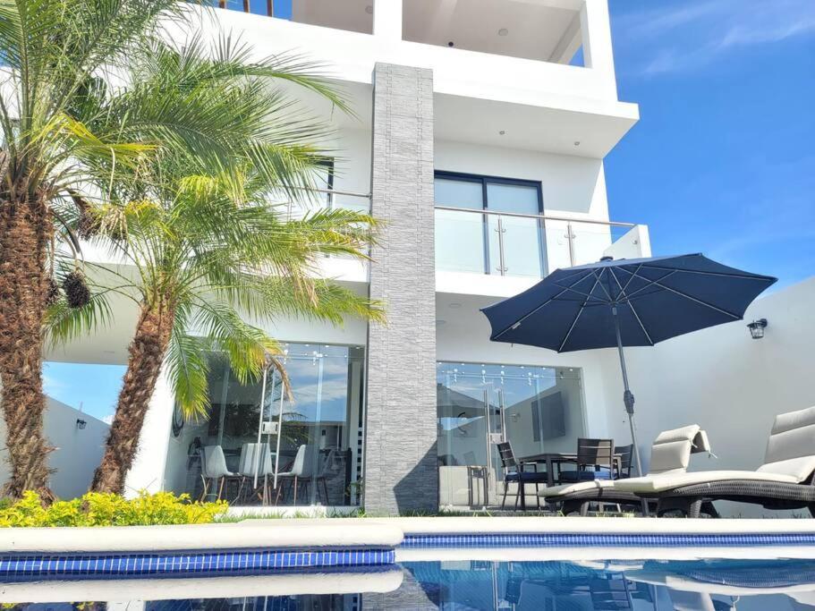 Casa Lua Tequesquitengo. Alberca, Jacuzzi Y Roof المظهر الخارجي الصورة